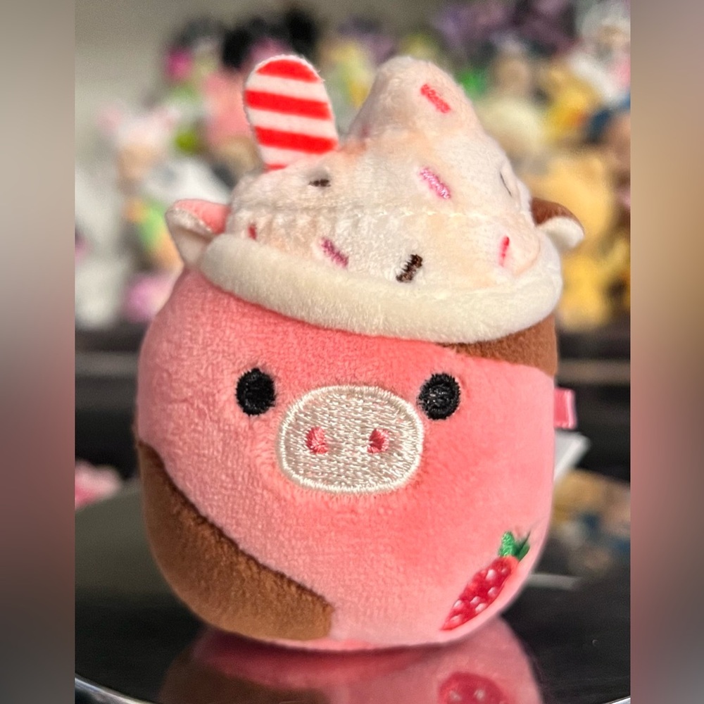 Rishi the Milkshake Cow 2.5" Micromallow Squishmallow Stuffed Mini Plush Toy - Picture 1 of 1